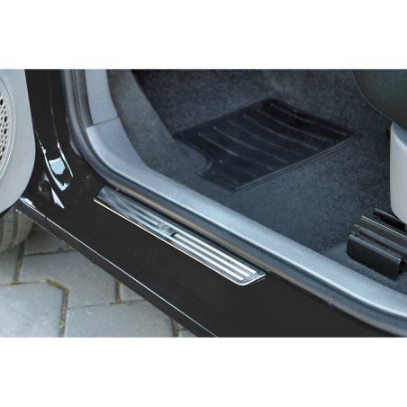 Lampa alumiinium liistud ukselävele autos | HL Autoosad