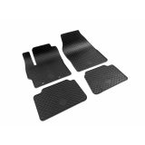 Mazda 2 / Toyota Yaris / Yaris Cross 2020– kummimatid komplekt